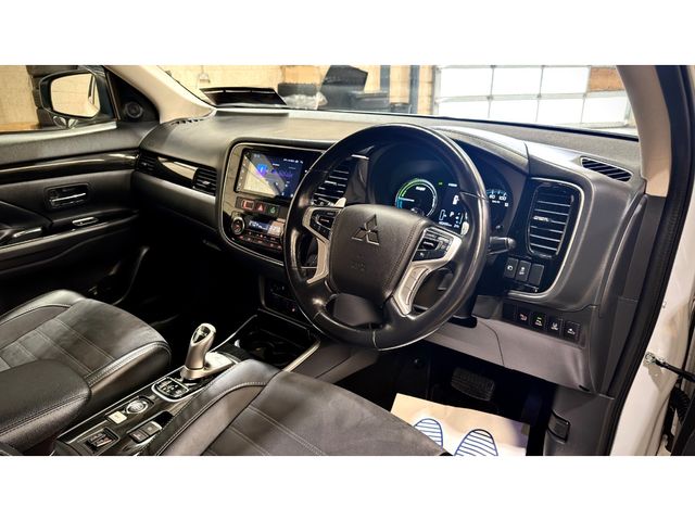Image for 2018 Mitsubishi Outlander G Limited Edition