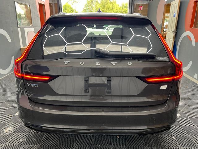 Image for 2022 Volvo V90 2022 VOLVO V90 T8 PLUG-IN 2.0 AUTOMATIC / CRUISE CONTROL / PARKING CAMERA / ELECTRIC MEMORY & HEATED SEATS / HEATED STEERING WHEEL / PANORAMIC SUNROOF AND MORE