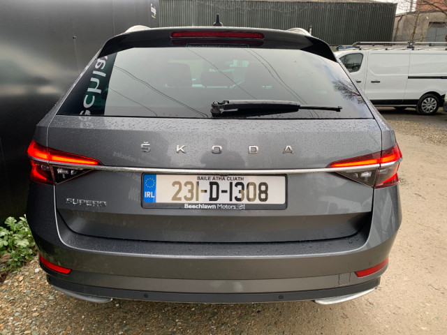 Image for 2023 Skoda Superb 2.0 TDI 150 BHP DSG L&K COMBI // ONE OWNER // FULL SERVICE HISTORY // STUNNING CONDITION // LEATHER, REVERSE CAMERA AND SAT NAV // 