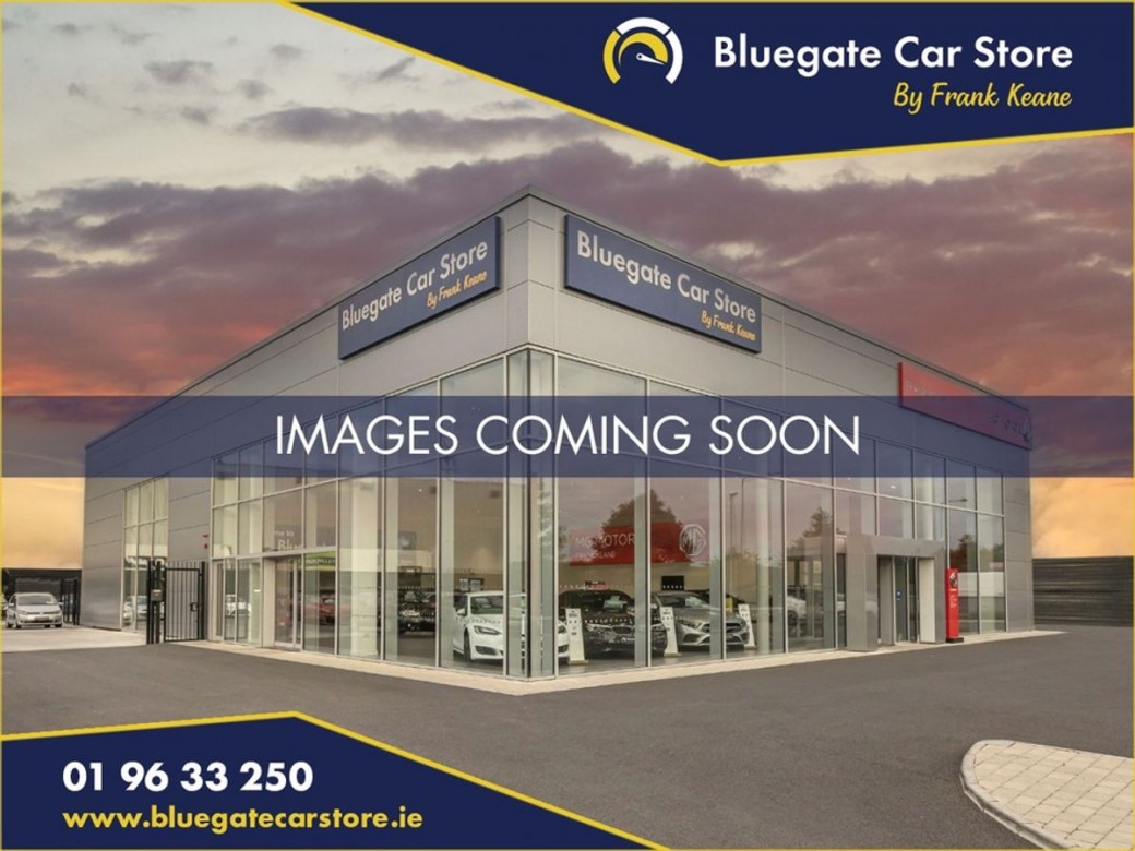 Image for 2013 Volvo V40 HEATED SEATS**6 SPEED MANUAL**DUAL CLIMATE CONTROL**REVERSE CAMERA**BLUETOOTH AUDIO**MULTI FUNCTIONAL STEERING WHEEL**AUTO LIGHTS**AUTO WIPERS**AIR CONDITIONANG**ISOFIX**FINANCE AVAILABLE**