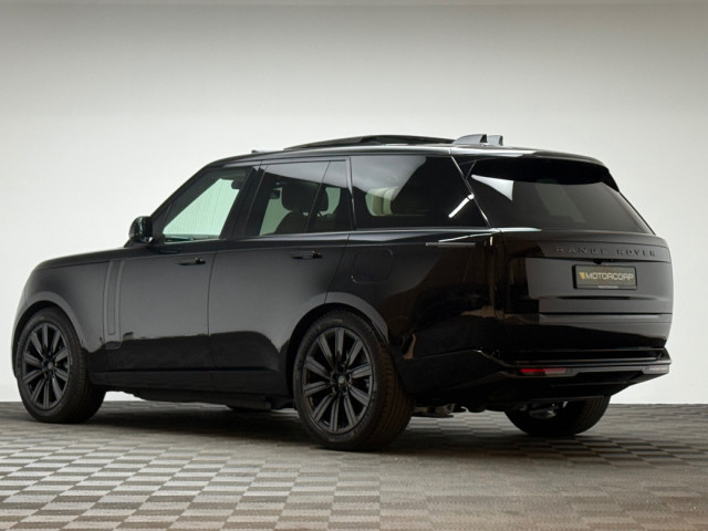 Image for 2026 Land Rover Range Rover AUTOBIOGRAPHY