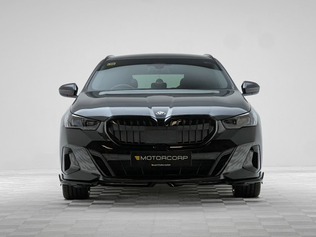 Image for 2025 BMW 5 Series 530E TOURING M SPORT