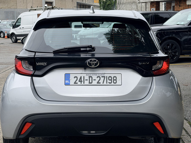 Image for 2024 Toyota Yaris Hybrid 1.5 Luna