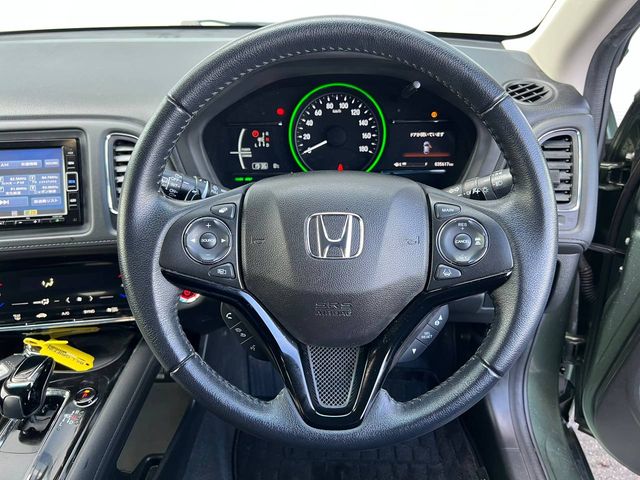 Image for 2020 Honda Vezel 1.5 HYBRID // VERY LOW MILEAGE // HALF LEATHER HEATED SEATS // 17" ALLOYS // REVERSE CAMERA