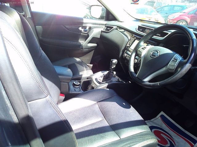 Image for 2014 Nissan X-Trail 1.6 DSL SVE 4X4 7 SEAT 4DR