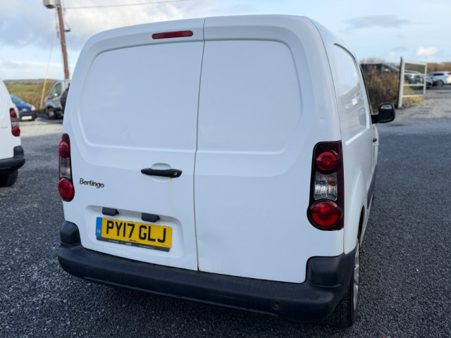 Image for 2017 Citroen Berlingo 625 LX L1 BLUEHDI