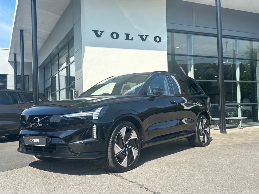 Image for 2026 Volvo EX90 EX90 Single Motor Plus--Integrated booster cushion, Tinted rear windows, 22" 5-spoke glossy black diamond cut--From €895 p/m