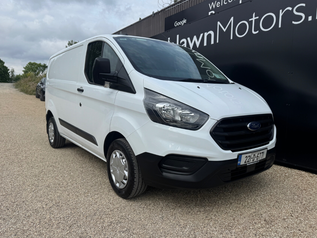 Image for 2022 Ford Transit Custom 2.0 TDCI 105 PS SWB // PRICE EXCL. VAT // FULL SERVICE HISTORY // STUNNING CONDITION // 01/27 CVRT // REVERSE CAMERA, REAR PARKING SENSORS AND BLUETOOTH // 