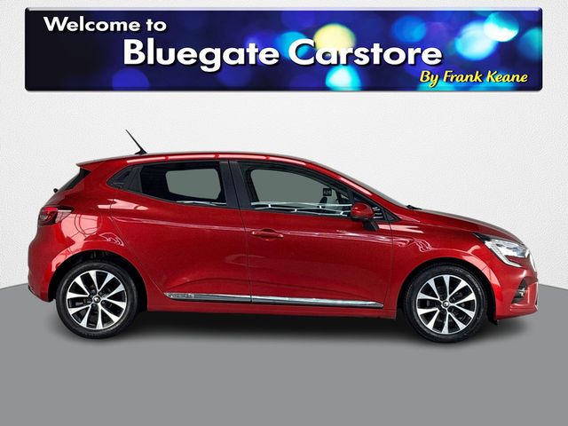 Image for 2021 Renault Clio ICONIC TCE 100**KEYLESS ENTRY**KEYLESS START**MULTIFUNCTIONAL STEERING WHEEL**AIR CONDITIONING**BLACK CLOTH INTERIOR**PARKING SENSORS**TOUCH SCREEN MEDIA DISPLAY**BLUETOOTH**ISOFIX**