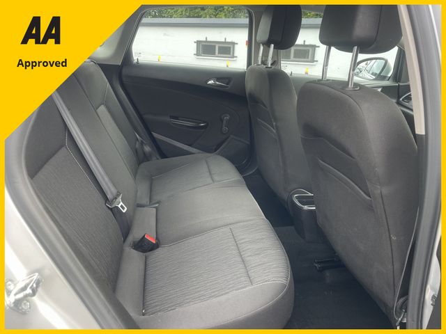 Image for 2015 Opel Astra 1.6 CDTI ECOFLEX TECH LI LINE S/S 108BHP