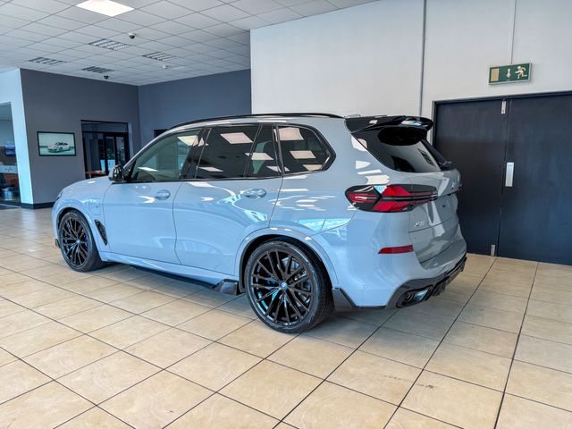 Image for 2025 BMW X5 XDRIVE50E M SPORT