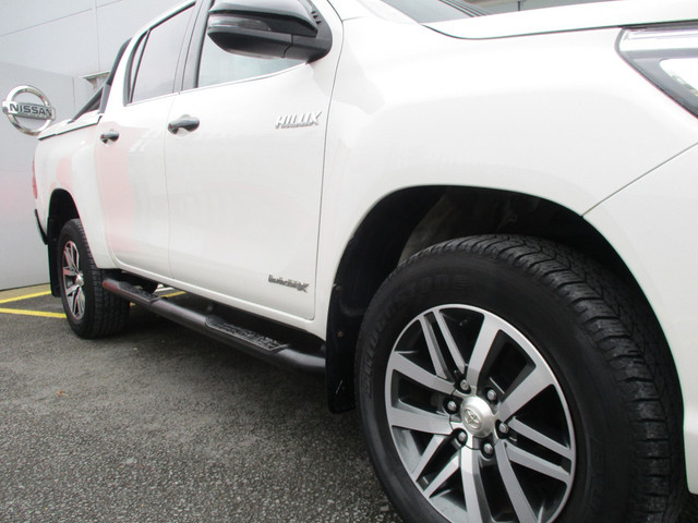 Image for 2019 Toyota Hilux 2.4 D-4D INVINCIBLE X D/C 4DR A 2.4D4D INVITE 148BHP