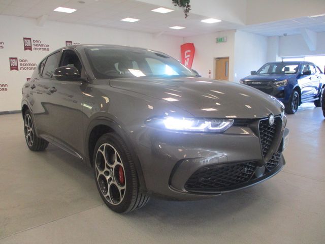Image for 2023 Alfa Romeo Tonale Veloce 1.3 280 Phev Q4 Eawd 5D