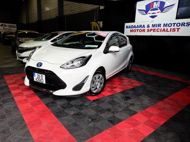 Image for 2021 Toyota Aqua 6AA NHP10