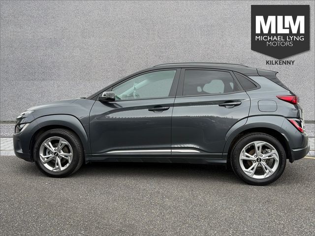 Image for 2022 Hyundai Kona Kauai Petrol TWO - Tone Roof 5DR