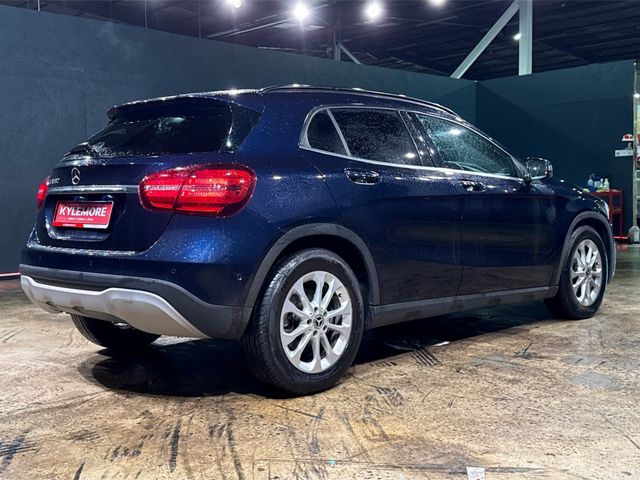 Image for 2018 Mercedes-Benz GLA Class 1.6 AUTOMATIC - REVERSE CAMERA - PADDLE SHIFT - A/C HEATING CONTROLS - HALF LEATHER UPHOLSTERY