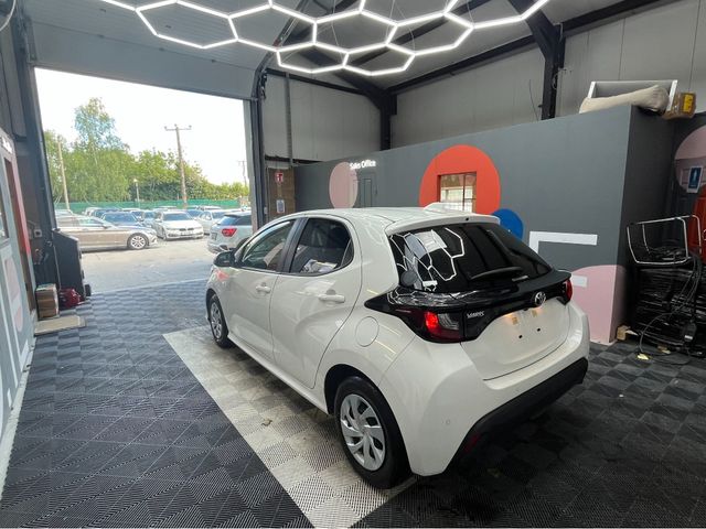 Image for 2022 Toyota Yaris 2022 TOYOTA YARIS X 1.0 AUTOMATIC / REVERSE CAMERA AND MORE