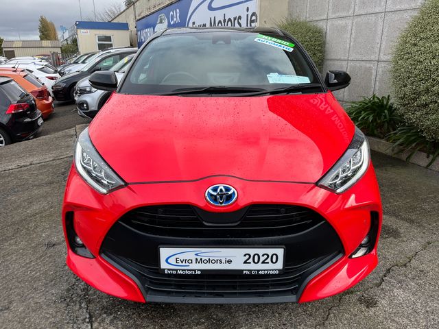 Image for 2020 Toyota Yaris Z HYBRID AUTOMATIC 1.5 PETROL //HEATED SEATS//KEYLESS ENTRY//REVERSE CAMERA// 