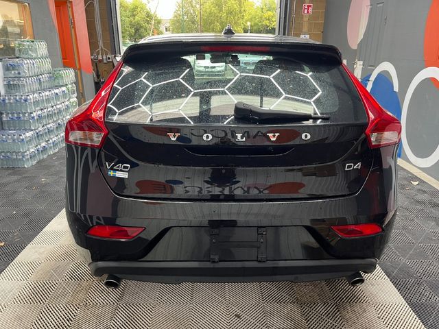 Image for 2018 Volvo V40 2018 VOLVO V40 D4 MOMENTUM 2.0 AUTOMATIC / CRUISE CONTROL / PARKING CAMERA / ELECTRIC MEMORY & HEATED SEATS / PADDLE SHIFTERS AND MORE