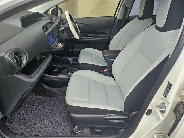 Image for 2017 Toyota Aqua 1.5 Hybrid Auto