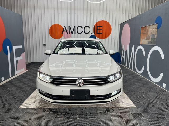 Image for 2016 Volkswagen Passat PASSAT AUTOMATIC 1.4 TSI COMFORT LINE / 34k KMs / REVERSE CAMERA , ADAPTIVE CRUISE & MORE