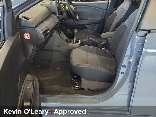 Image for 2026 Dacia Sandero Expression TCe 100 E06X