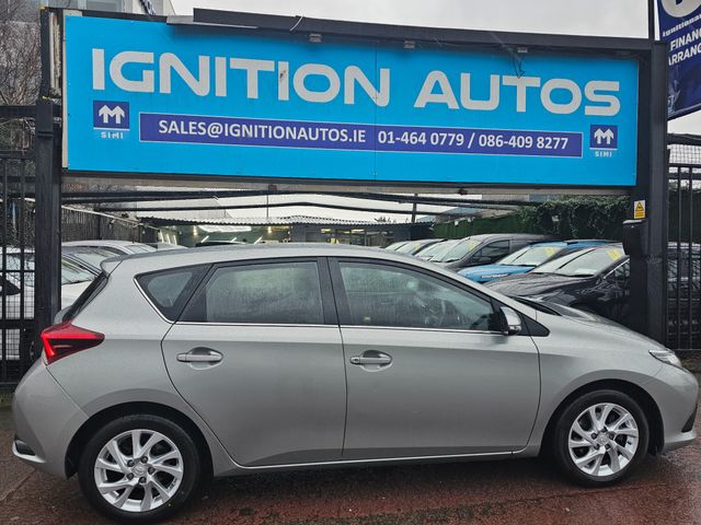 Image for 2017 Toyota Auris 1.2 PETROL, LUNA MODEL, SERVICE HISTORY, FINANCE, WARRANTY, 5 STAR REVIEWS