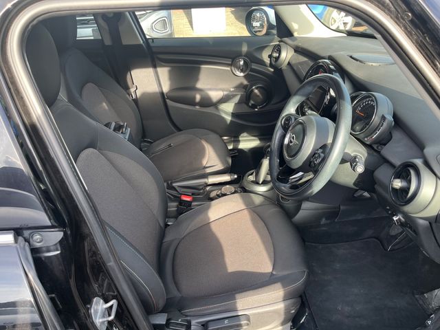 Image for 2018 Mini Cooper D 