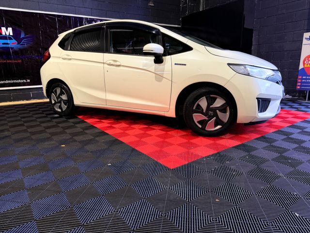 Image for 2014 Honda Fit DAA GP5