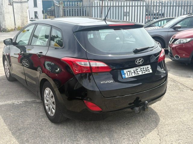 Image for 2017 Hyundai i30 S B/D 5DR ESTATE 