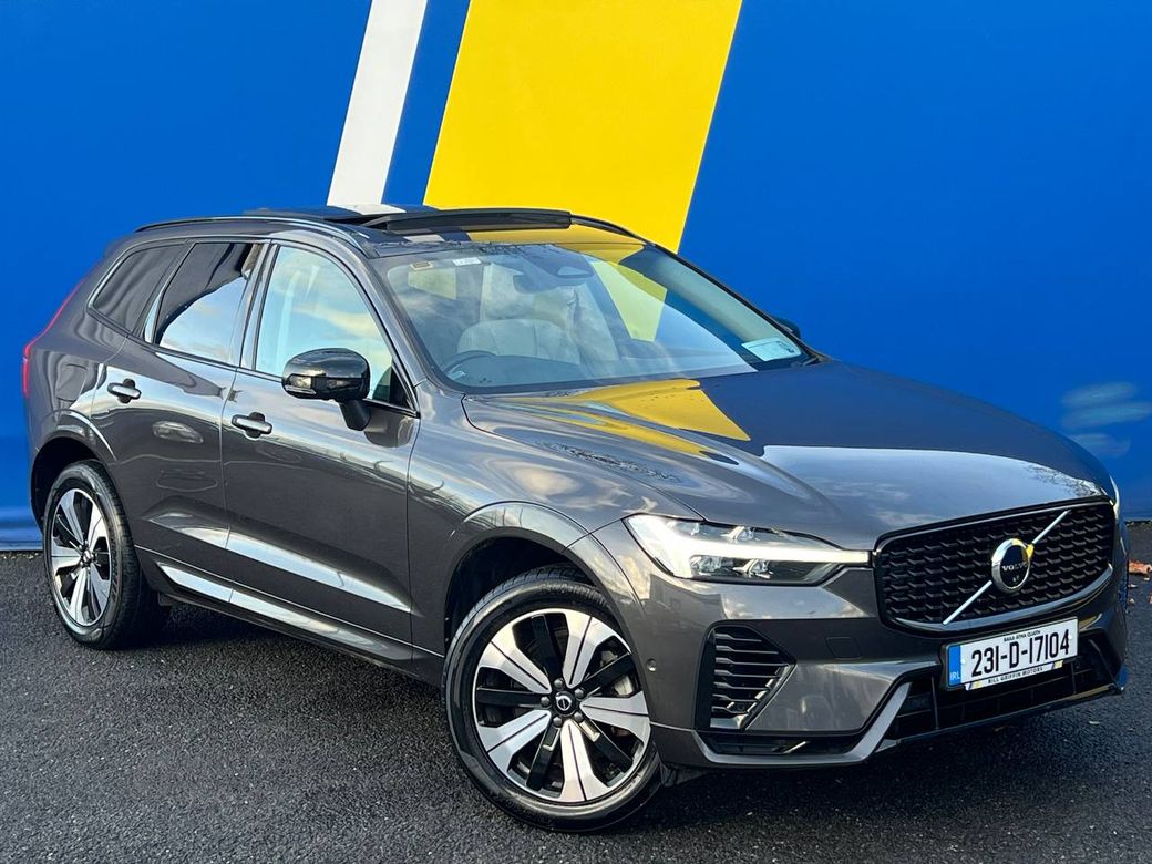 Image for 2023 Volvo XC60 T6 PLUS DARK AWD 2.0 HYBRID ** HIGH SPEC ** // PANORAMIC SUNROOF // LEATHER HEATED SEATS // 360 PARKING CAMERAS