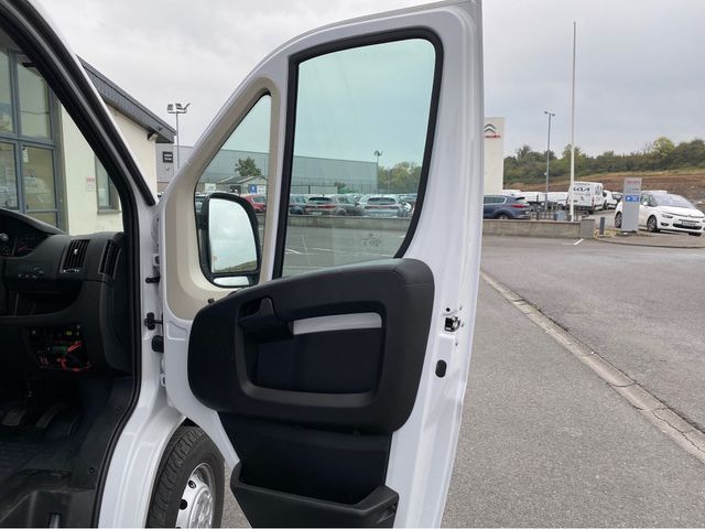 Image for 2026 Citroen Relay 3 way Tipper+Toolbox, ex vat