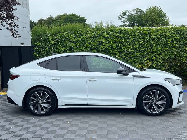 Image for 2023 Skoda Enyaq 60 IV SPORTLINE ** BIG SPEC ** // PANORAMIC SUNROOF // LEATHER/ALCANTARA HEATED SEATS // 20" DIAMOND CUT ALLOYS