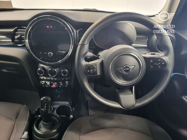 Image for 2024 Mini Cooper Classic Auto