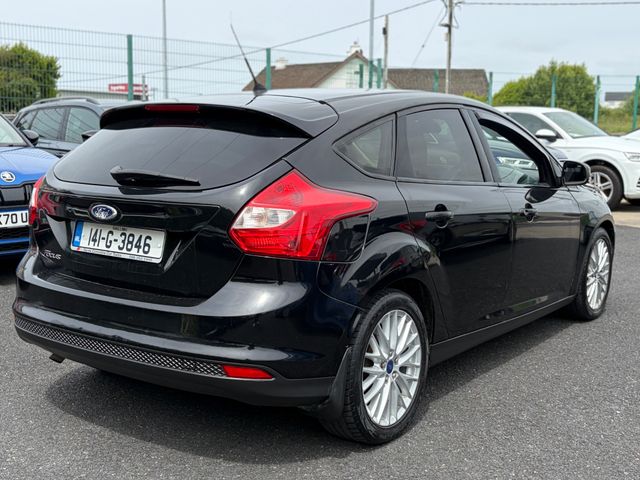 Image for 2014 Ford Focus 1.6 TDCI Zetec ECO S/S 113BHP 5DR