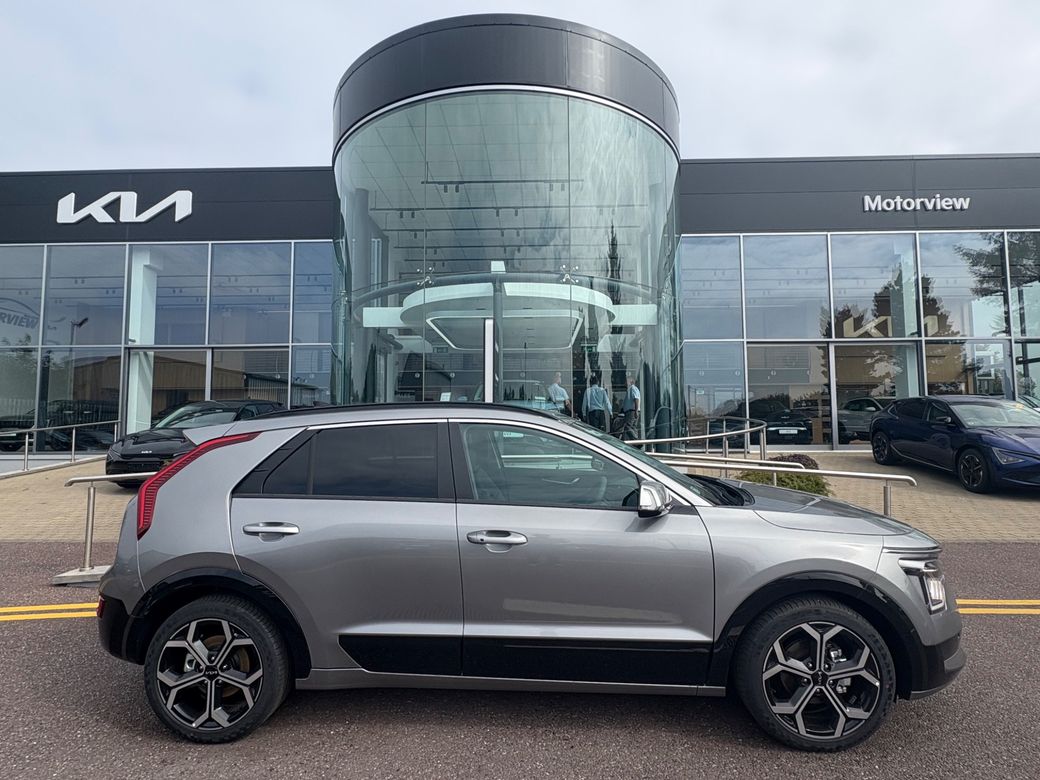 Image for 2025 Kia Niro **Finance From 3.9%**PHEV, 7 Year Warranty, Reversing Camera & Sensors, Full Leather Seats, Heated Seats, Cooling Seats, Selectable Drive Mode