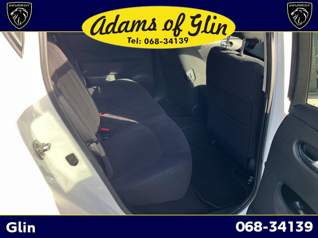 Image for 2017 Nissan Leaf 30K EV SV COLD PK 30KW AUTO 4DR