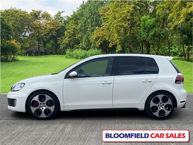 Image for 2011 Volkswagen Golf GTI 2.0 , DSG // LOW MILEAGE 