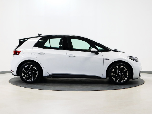 Image for 2022 Volkswagen ID.3 *100* LIFE