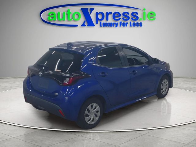 Image for 2021 Toyota Yaris 1.5 HYBRID X Automatic, Reversing camera