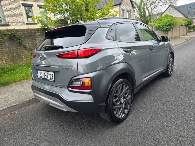 Image for 2021 Hyundai Kona Kauai Executive Hybrid 2 Tone 5DR AU