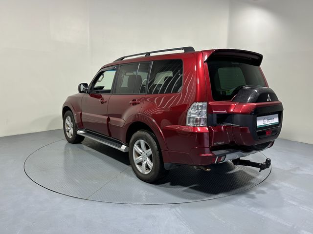 Image for 2016 Mitsubishi Pajero LWB 3.2 DID *High Spec*