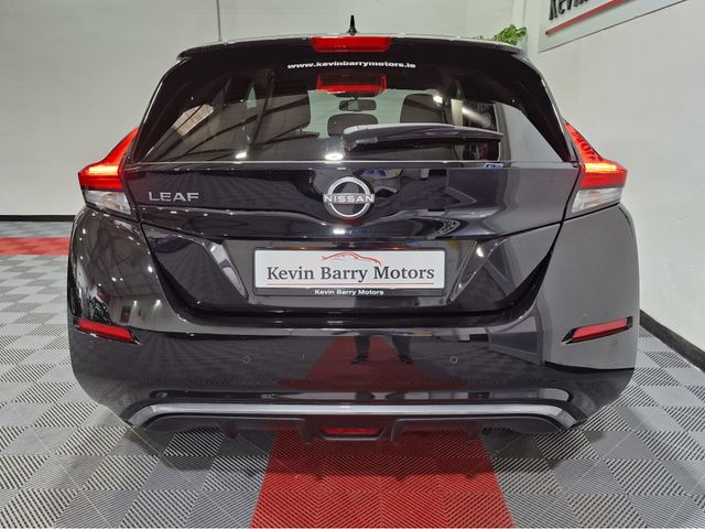 Image for 2023 Nissan Leaf EV N-CONNECTA (COLD PACK / 40KWH BATTERY) AUTOMATIC **ONE OWNER / TINY MILEAGE / APPLE CARPLAY / CRUISE CONTROL / HEATED FRONT & REAR SEATS / HEATED STEERING WHEEL / 360 DEGREE PARKING CAMERA**
