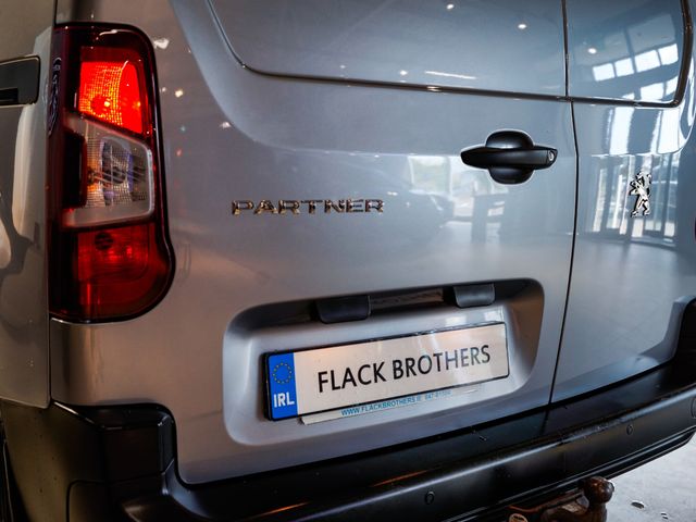 Image for 2021 Peugeot Partner 1.5 Blue HDI 75 Panelled 6.2 3