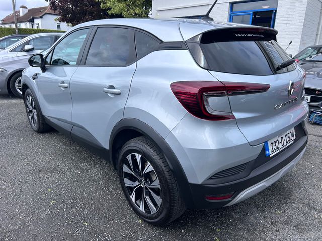 Image for 2023 Renault Captur 1.3 PETROL AUTO EVOLUTION