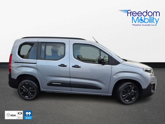 Image for 2026 Citroen Berlingo Multispace Lowered Floor Wheelchair Access 2026