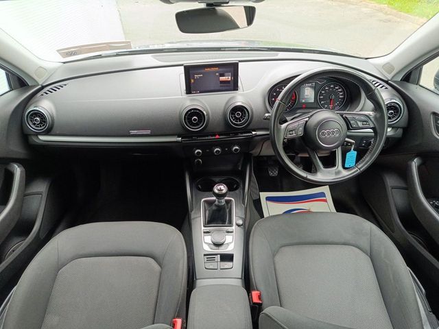 Image for 2020 Audi A3 30 TFSI Technik 116BHP SE 5dr Mint