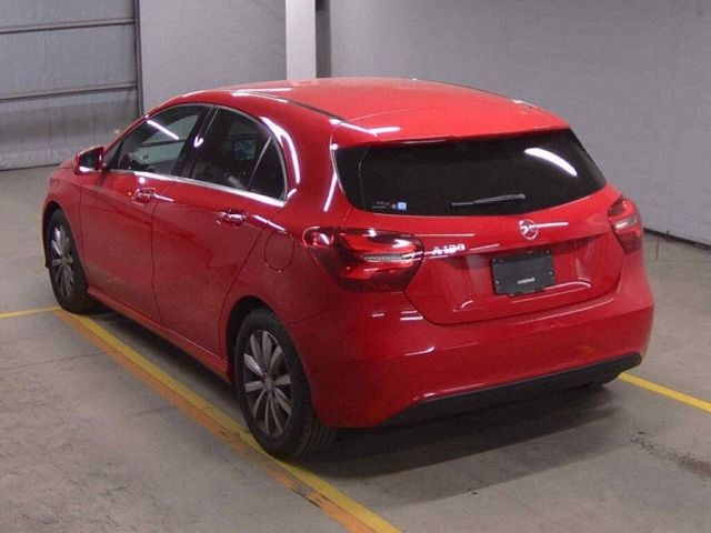 Image for 2017 Mercedes-Benz A Class 1.6 AUTOMATIC - RADAR SAFETY PACKAGE - HALF BLACK LEATHER - FACTORY ALLOYS - PADDLE SHIFT - CRUISE CONTROL