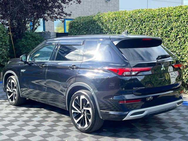 Image for 2022 Mitsubishi Outlander 7-SEATER 2.4 HYBRID AUTO // FULL SERVICE HISTORY // MASSAGE SEATS // HEADS-UP DISPLAY