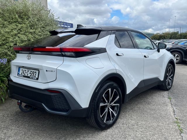 Image for 2024 Toyota C-HR SPORT+ PLUG IN HYBRID AUTOMATIC 2.0 PETROL //HIGH SPEC//PANORAMIC GLASS ROOF//HEATED SEATS AND STEERING WHEEL//REVERSE CAMERA//KEYLESS ENTRY//